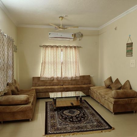 Sharvari Home Stay ウドゥピ エクステリア 写真